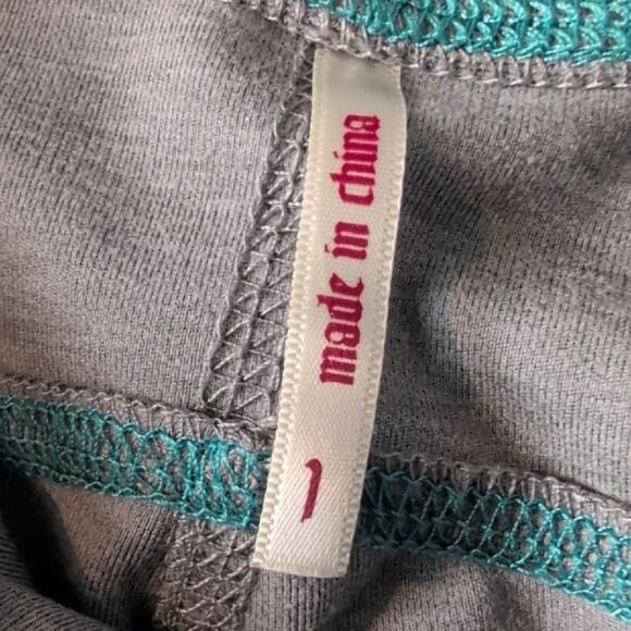 Alp-N-Rock Embroidered Leggings - Picture 6 of 9